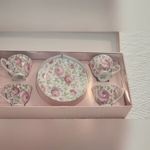 4 cup NEW Tea set ideal for Summer Tea Party in the box never used ! Pink Roses